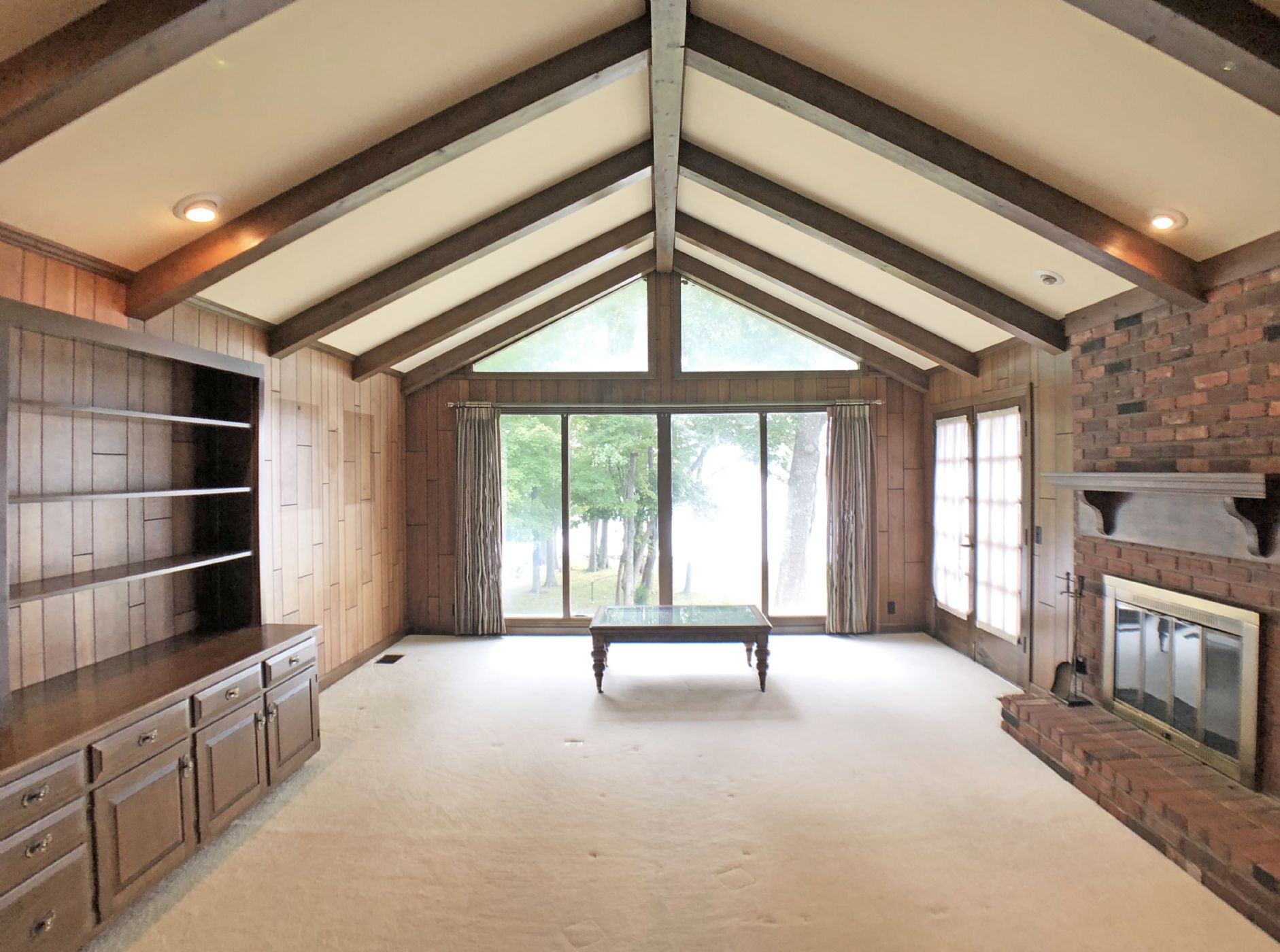 Fantastic Great Room w/ Fireplace & Lake View Fantastic Great Room w/ Fireplace & Lake View